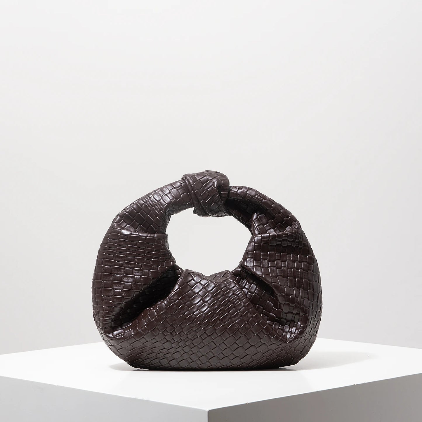 Retro Cloud Leather Woven Pattern Handbag
