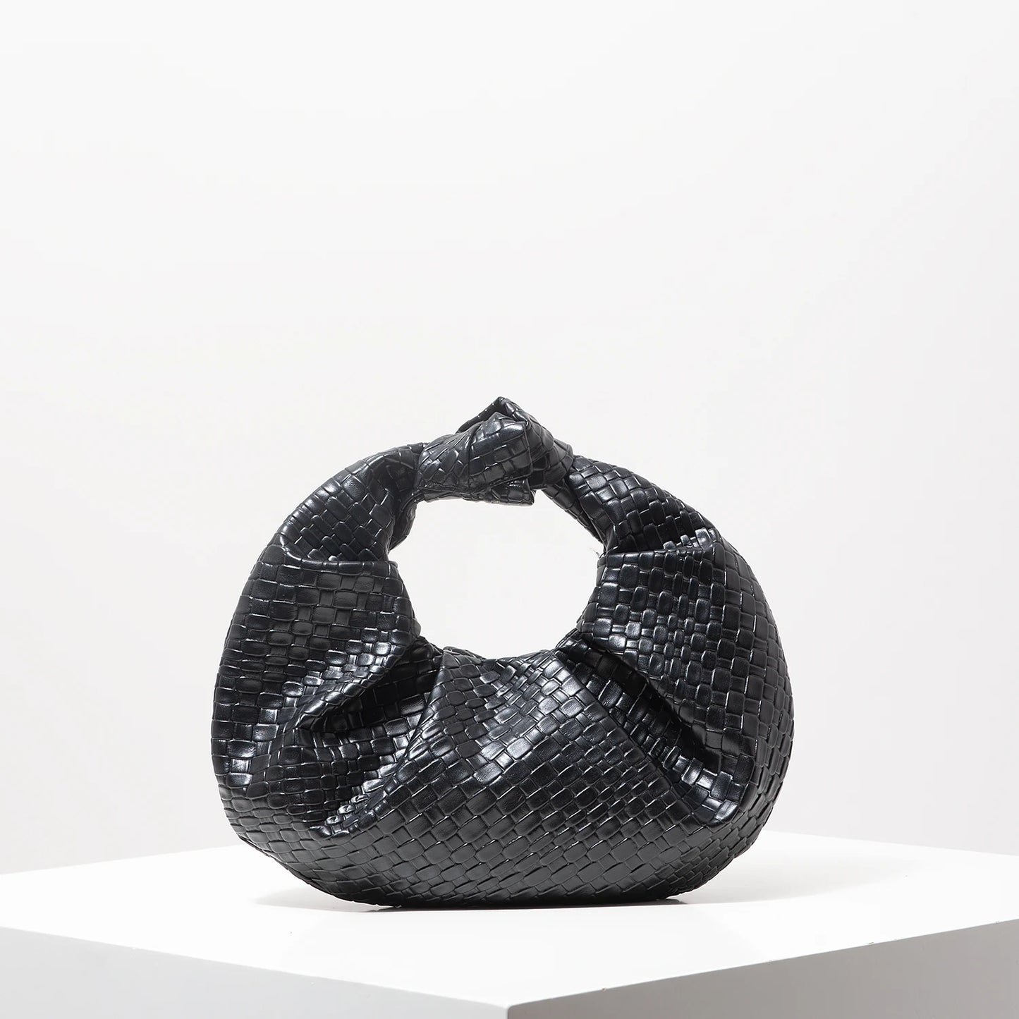 Retro Cloud Leather Woven Pattern Handbag